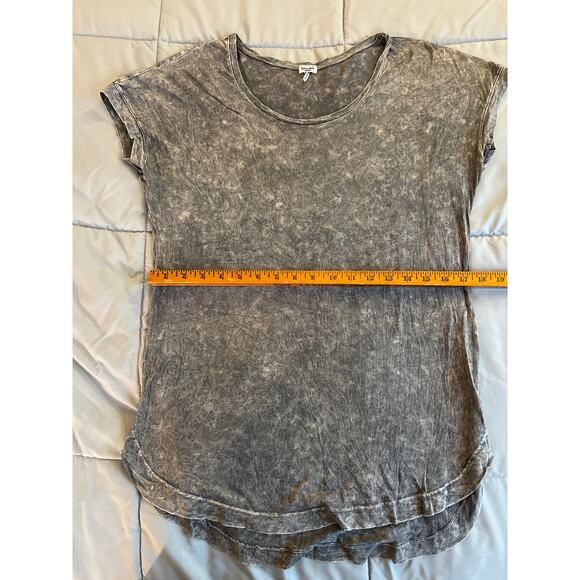 Splendid gray acid wash high low t shirt, size medium, cotton blend - Picture 4 of 6